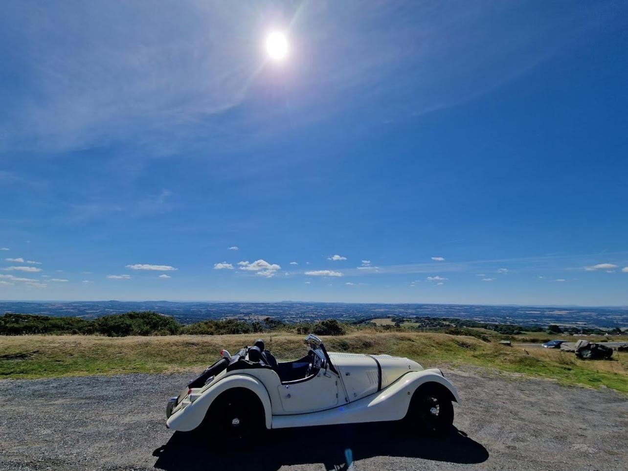 The Stagg Inn & Classic Car Experience Titley Exterior foto